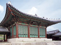자정전